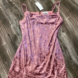 Velvet Velour Floral Dress #urbanoutfitters #floral #velvet #velour #minidress